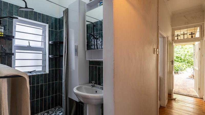 2 Bedroom Property for Sale in Woodstock Upper Western Cape